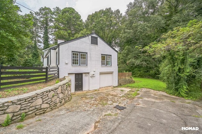 Foto del edificio - 1461 Centra Villa Dr SW