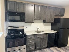 Building Photo - 339 Belmont Ave