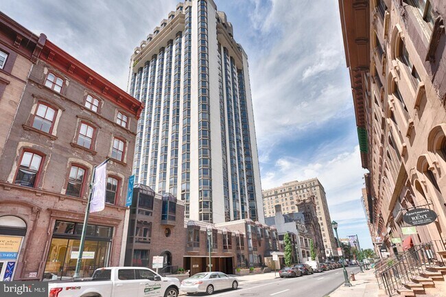 Building Photo - 2032 Walnut St