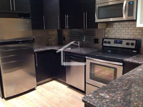 Foto principal - 1203 Beacon St