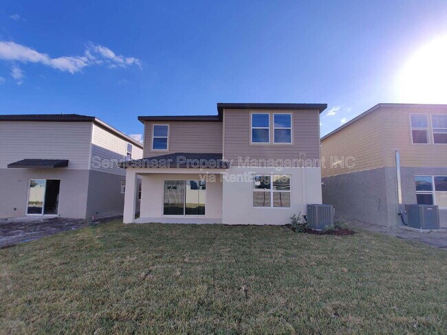 Foto del edificio - 30095 Skylark Dr