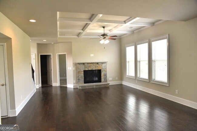 Foto del edificio - 4002 Golden Gate Wy