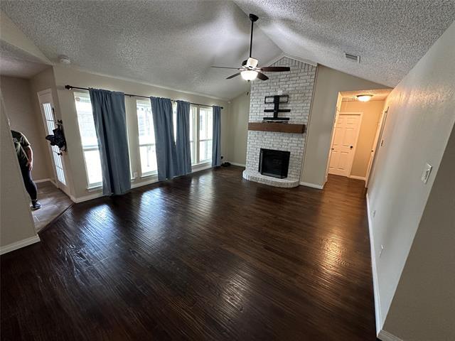 Building Photo - 2420 Forestmeadow Dr