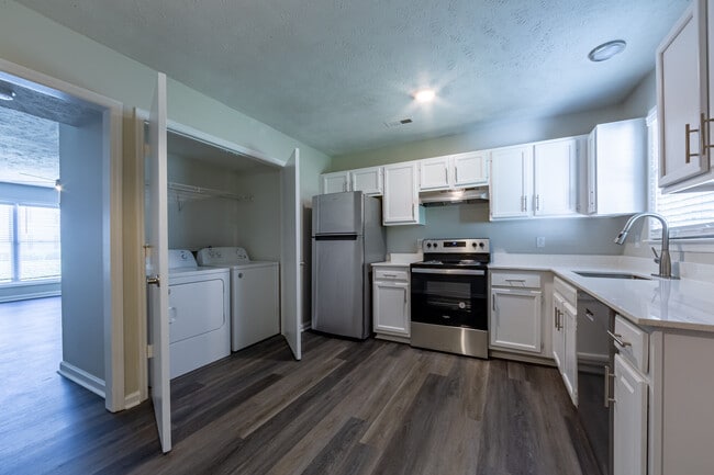 Building Photo - Cape Fear Townhomes