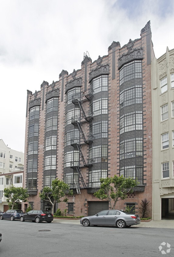 Building Photo - 2360 Pacific Ave