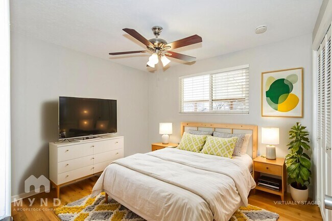 Foto del edificio - 381 Marquette Dr