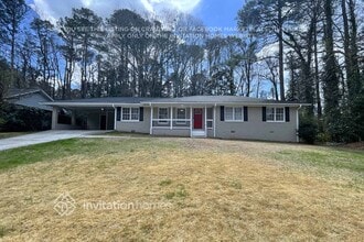 Building Photo - 1060 Canterbury Dr