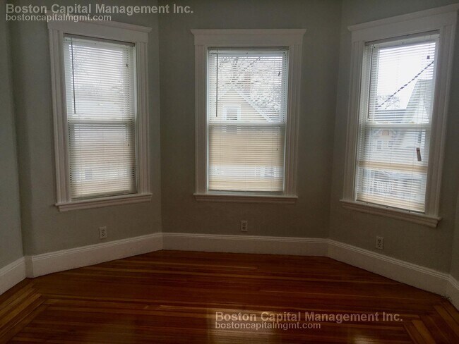 Building Photo - 43 Lambert Ave
