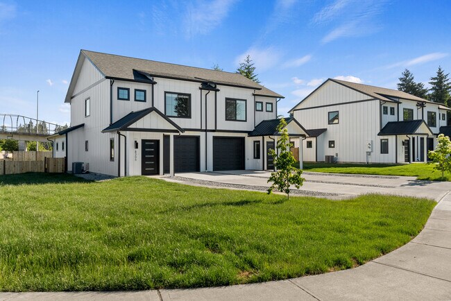 Foto del edificio - 826 Dennis St SW