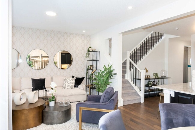 Building Photo - 133 Corner Meadows Way NE