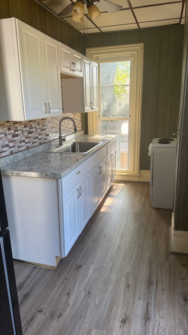 Foto del edificio - 83 S Mercer St