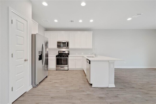 Building Photo - 2125 Arendale Dr