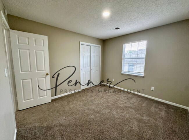 Building Photo - 401-A NE Austin St