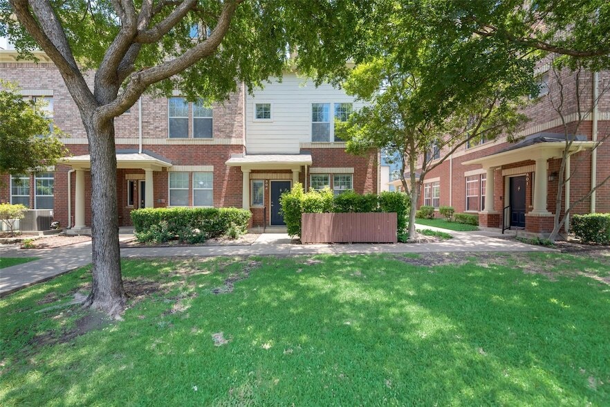 Foto principal - 4904 Live Oak St