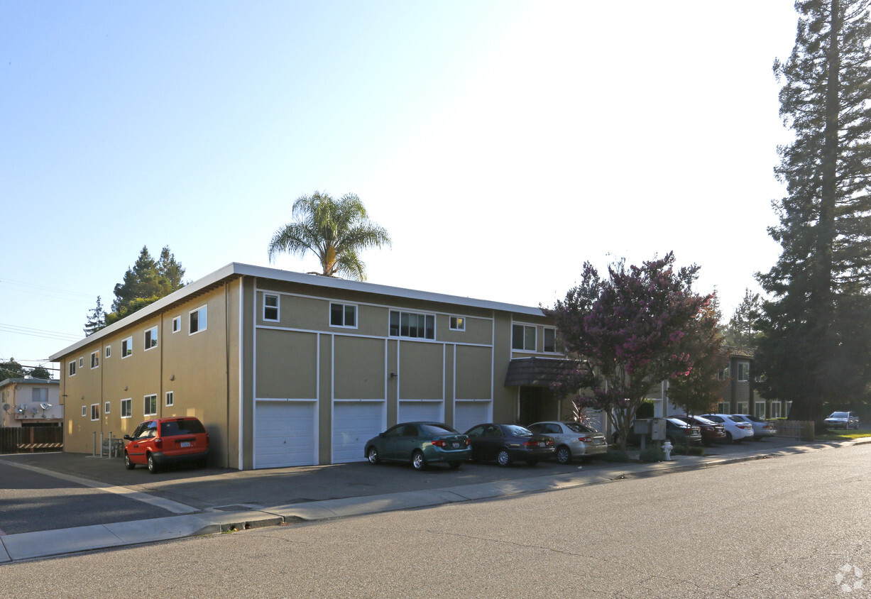 Foto del edificio - 3745 Miramar Way