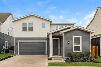 Building Photo - 727 Lacewing Dr