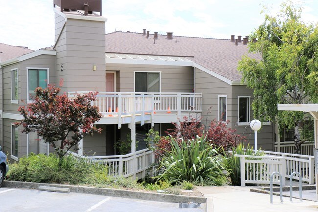 Building Photo - 1108 Aspen Ct