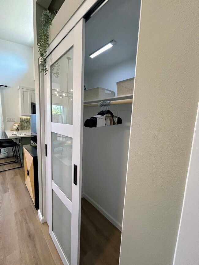 Foto del edificio - 4725 S Mae Way