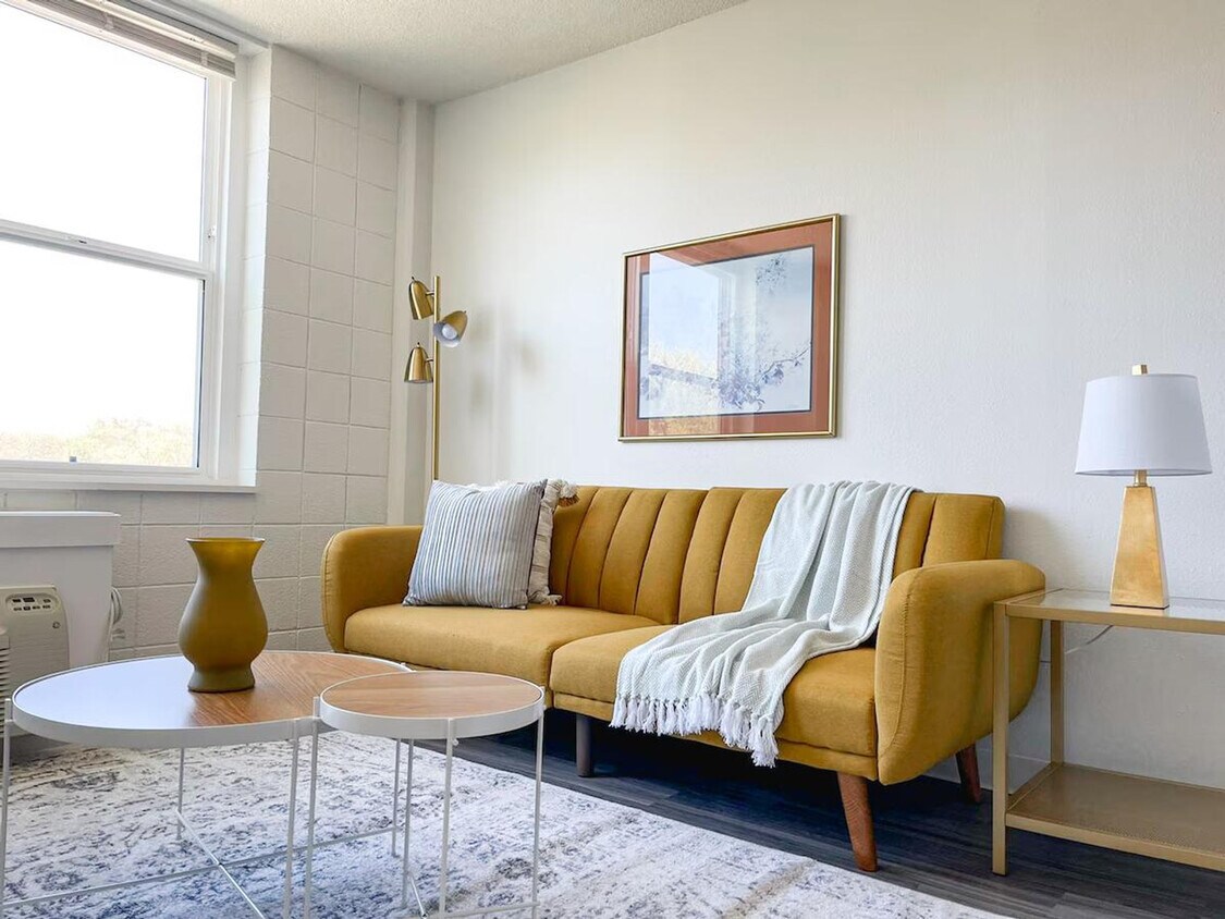 Foto principal - 2515 Burnet Ave