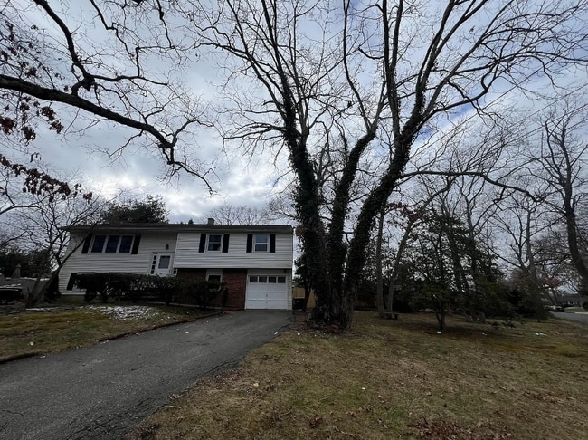 Foto del edificio - 331 Colonial Dr