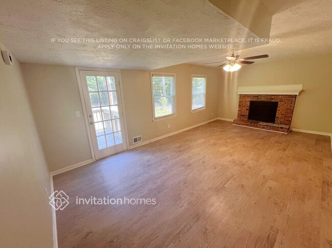 Building Photo - 1740 Rose Garden Ln