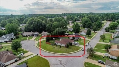 Building Photo - 11622 Ensley Ave