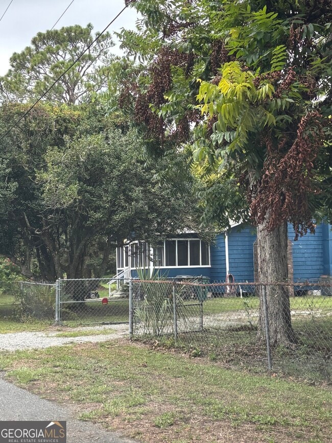 Building Photo - 44 Olympic Ln
