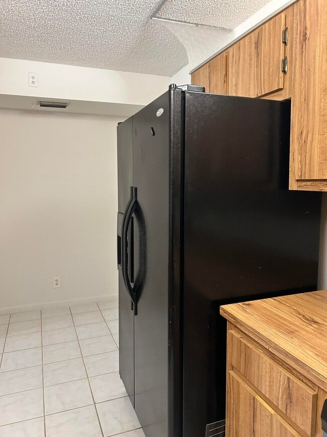 Building Photo - 1003 Green Pine Blvd