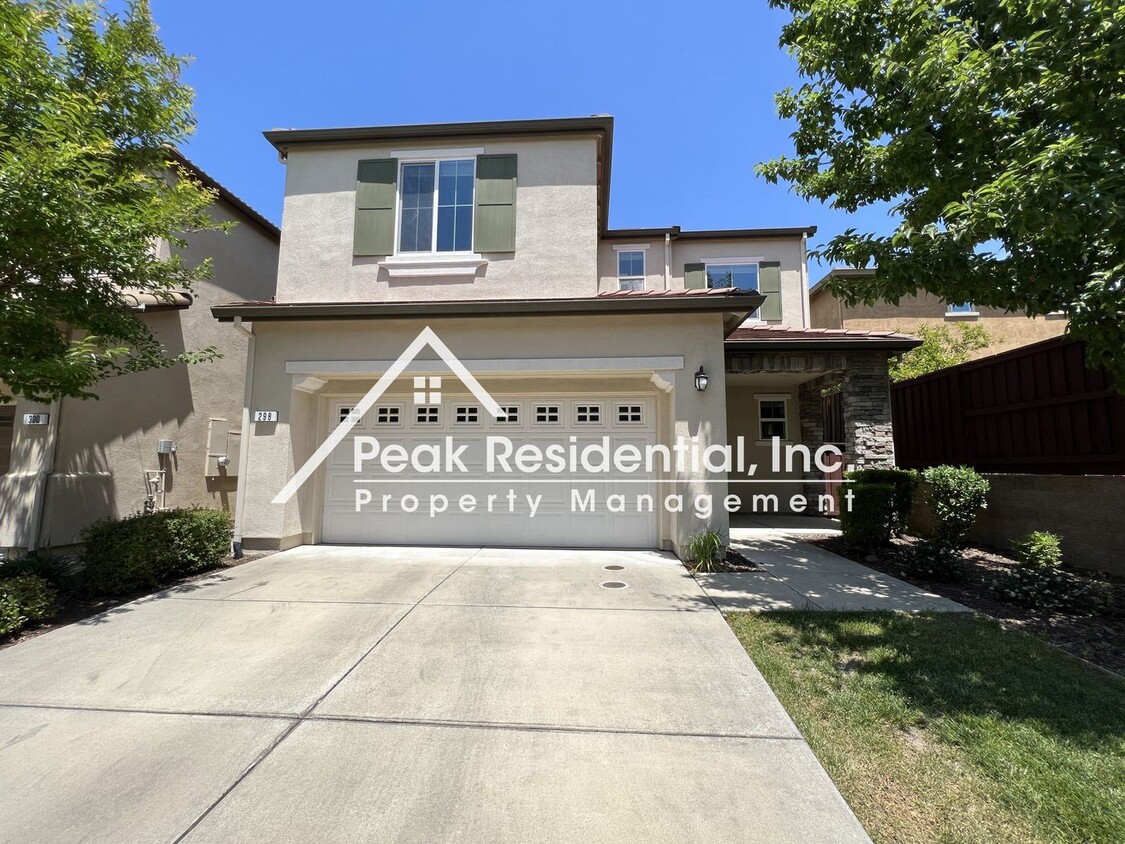 Primary Photo - 3 br, 2.5 bath House - 298 Barnhill Dr
