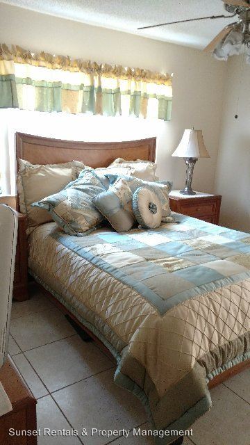 Foto del edificio - 11633 Rose Tree Dr