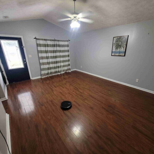 Foto del edificio - 1156 Pollen Loop