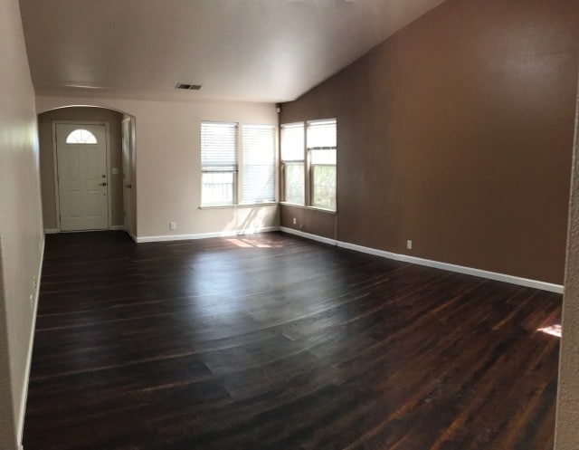 Building Photo - Adorable 3 bedroom/2bath Home