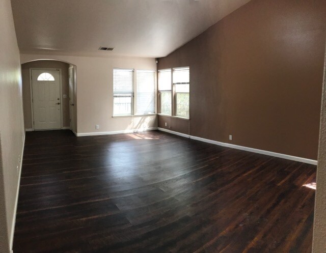 Foto del edificio - Adorable 3 bedroom/2bath Home