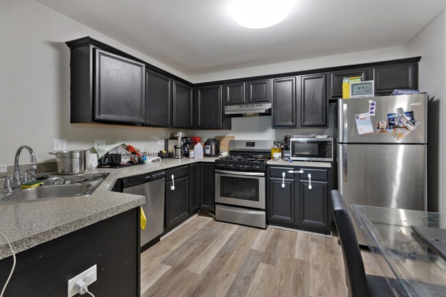 Building Photo - 3092 Serenity Ln
