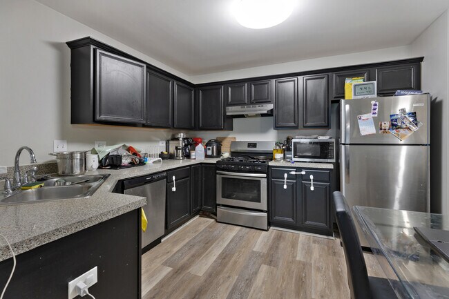 Foto del edificio - 3092 Serenity Ln