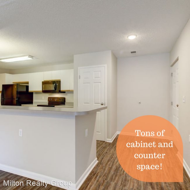 Building Photo - 3 br, 3 bath House - 74 Fantasy Lane - G