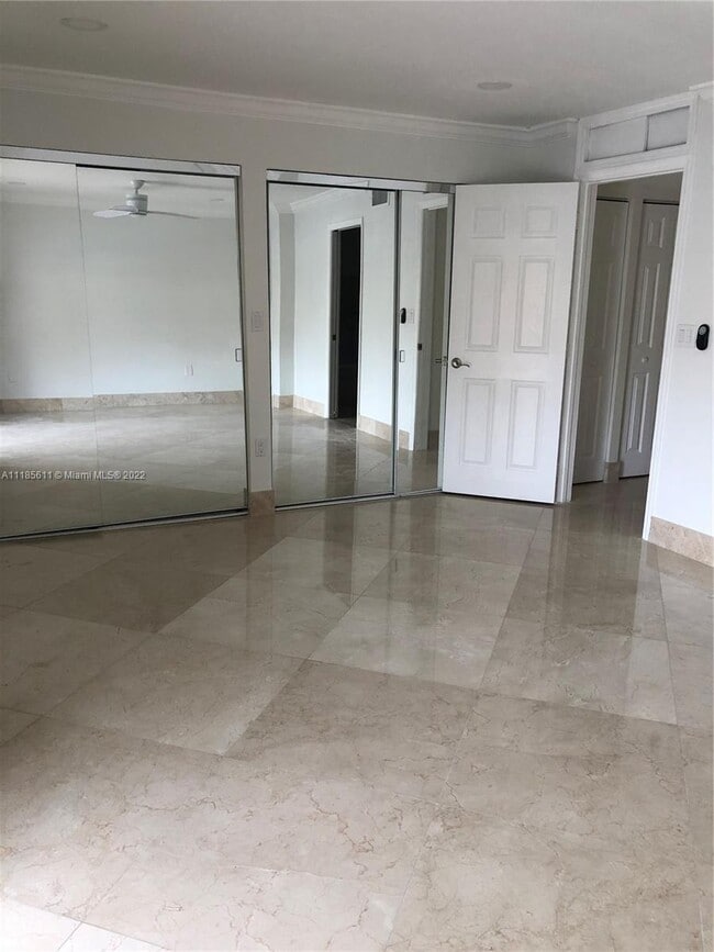 Foto del edificio - 3875 NE 167th St