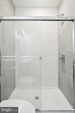 Building Photo - 2039 N Front St