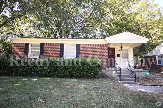 Building Photo - 555 Herzl St