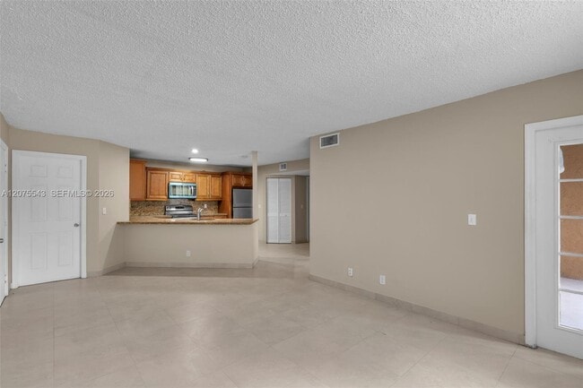 Building Photo - 4015 W McNab Rd