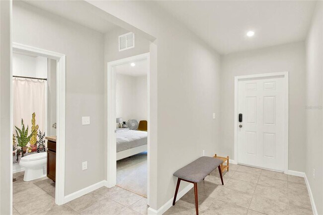 Foto del edificio - 1511 Finnigan Cir