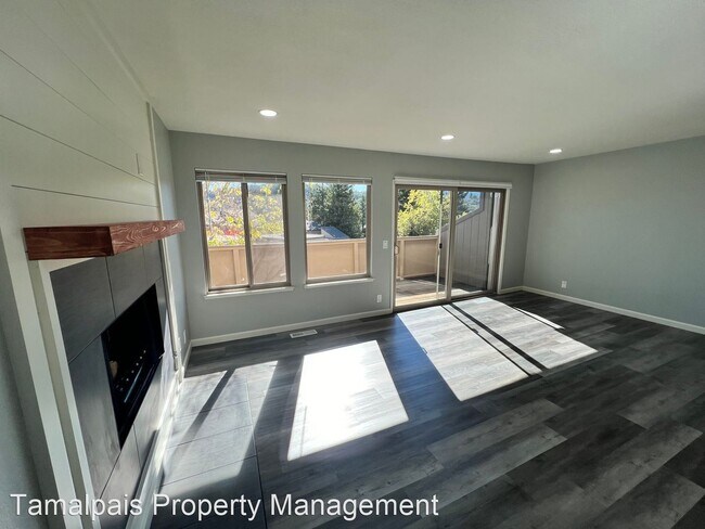 Foto del edificio - 3 br, 2.5 bath House - 17 Columbine Ln