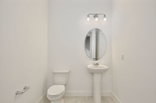 Foto del edificio - BRAND NEW - Stunning 4/4.5 Spacious Home w...