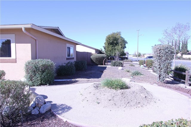 Building Photo - 10120 Monte Vista Ave