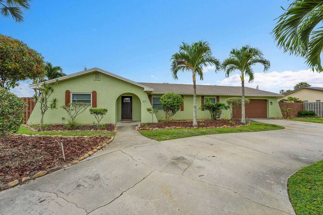 Foto principal - 117 12th Ave