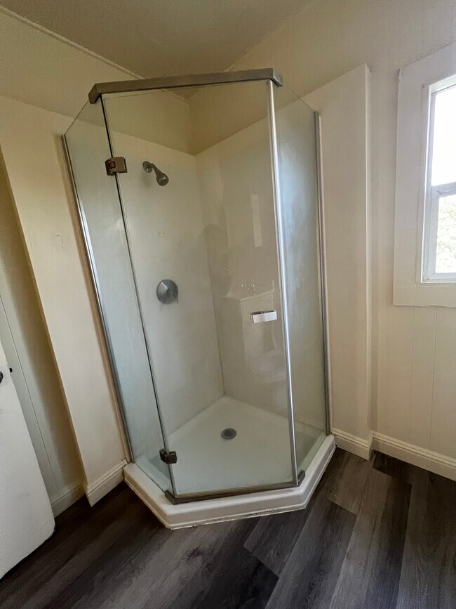 Foto del edificio - 409 E Rose St