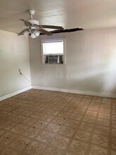 Building Photo - 2422 Southmore Blvd