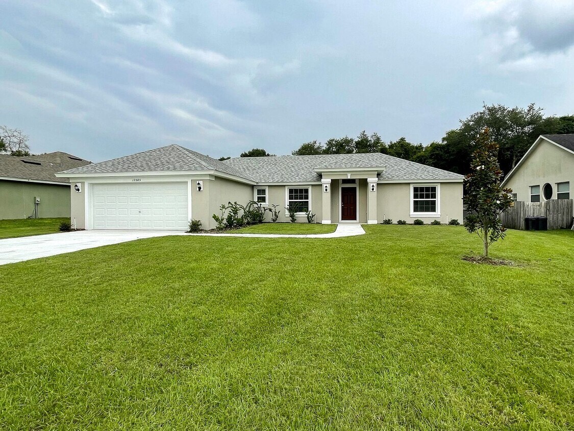 Primary Photo - 13585 SW 40th Cir
