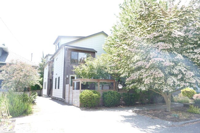 Foto del edificio - 839 NW 63rd St