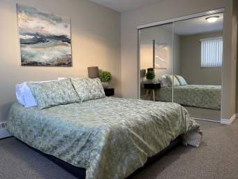 Building Photo - Pinecrest Apartments